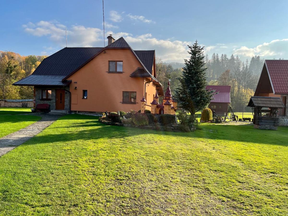 Ubytovani U Hradecku Prostredni Becva Exterior photo